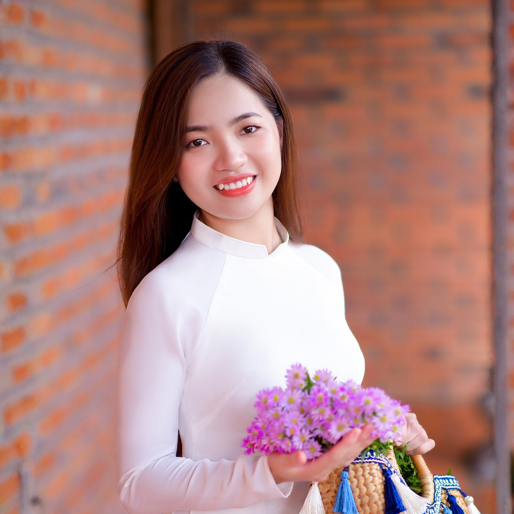 Luật Sư Phạm Thúy Quyên