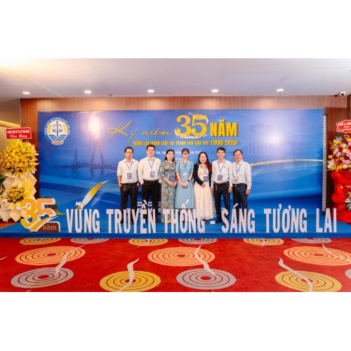 Chặng đường 35 năm xây dựng và phát triển