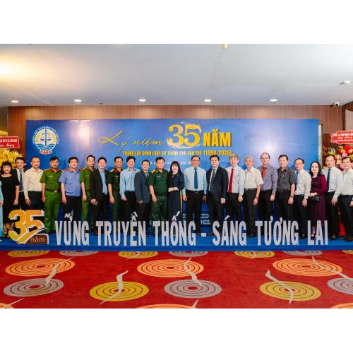 Chặng đường 35 năm xây dựng và phát triển