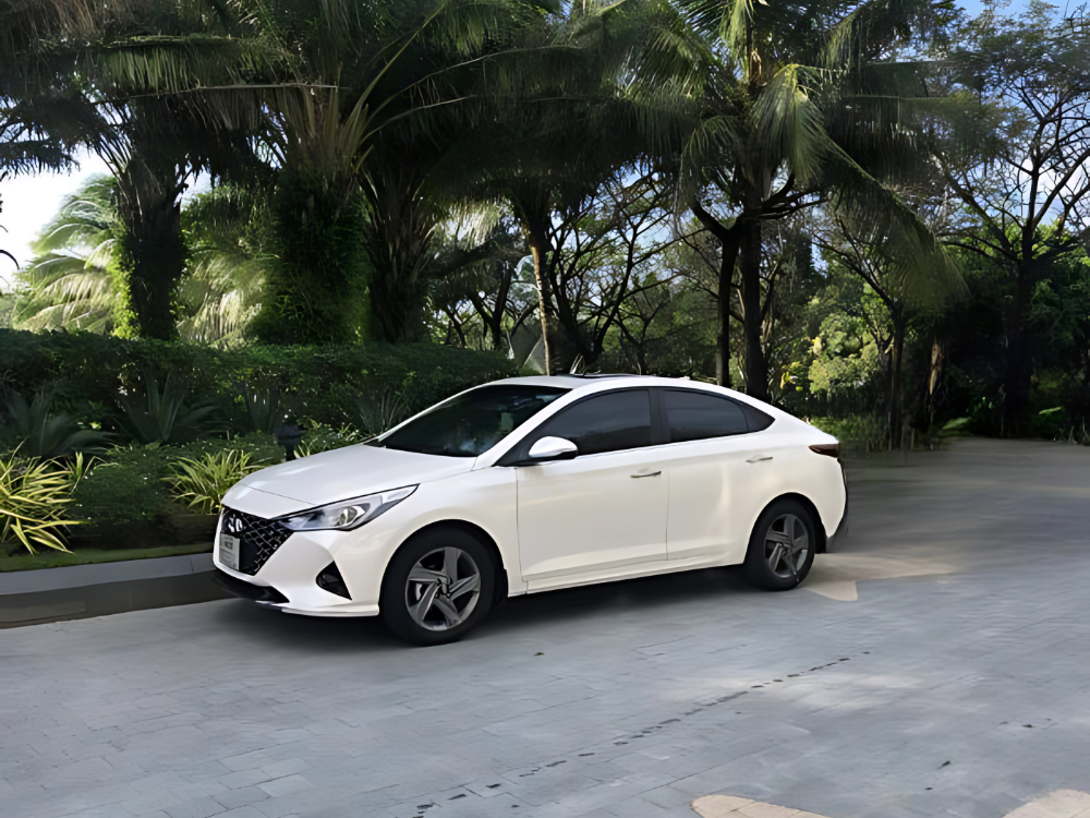 Huyndai Accent 4 chỗ AT