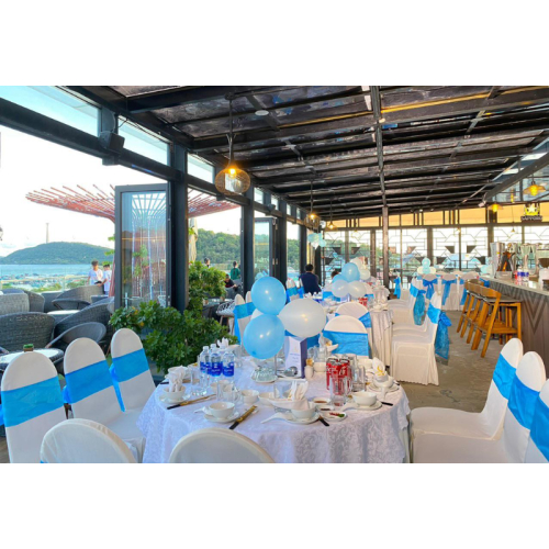 PH Rooftop Bar & Lounge